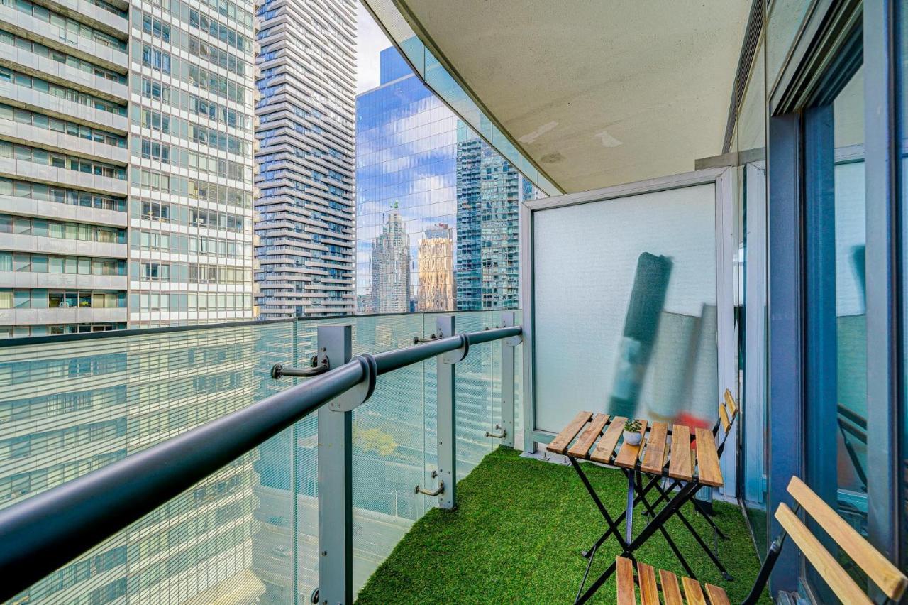Signature Residence Toronto Exterior photo