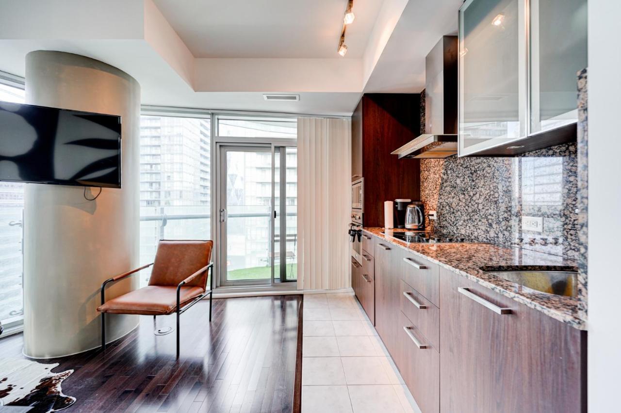 Signature Residence Toronto Exterior photo